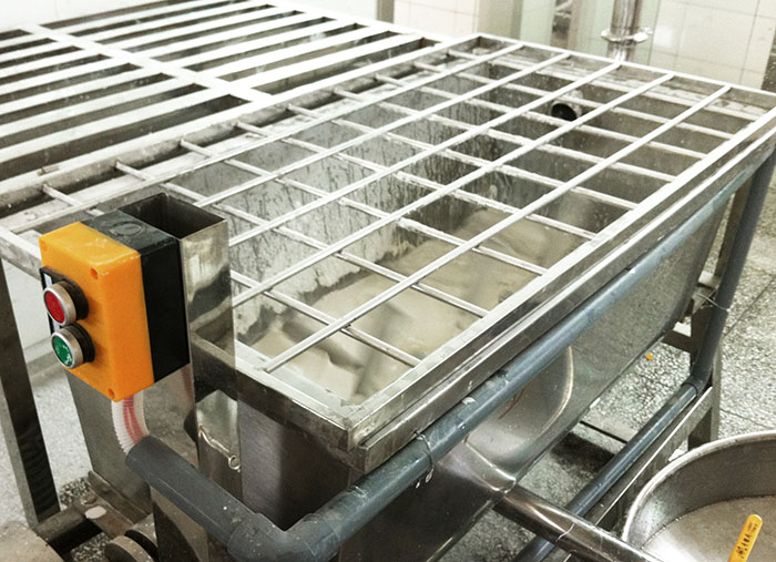 ���{���ϵ�y